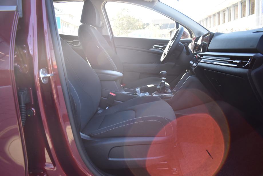 Kia Sportage 1.6 T-GDI FRESH, NAV, KAMERA, TEMPOMAT, fotografija 17