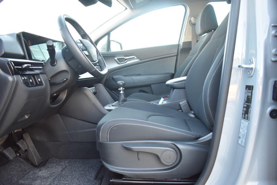 KIA SPORTAGE 1.6 T-GDI FRESH, NAVIGACIJA, MALO KM., JAMSTVO, fotografija 15