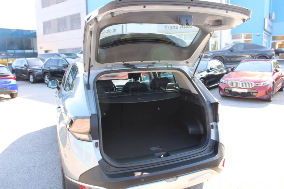 Kia Sportage 1.6 T-GDi LX Fresh *LED, NAVIGACIJA, KAMERA*, fotografija 9