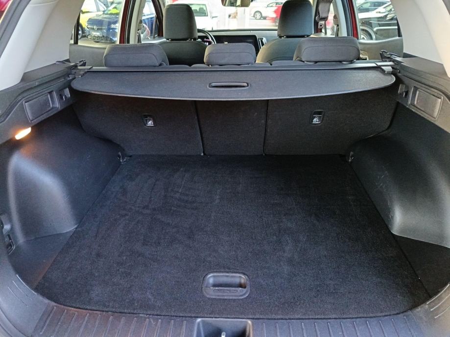 Kia Sportage 1.6 T-GDI LX FRESH M/T 2WD - 3 godine jamstva, fotografija 13