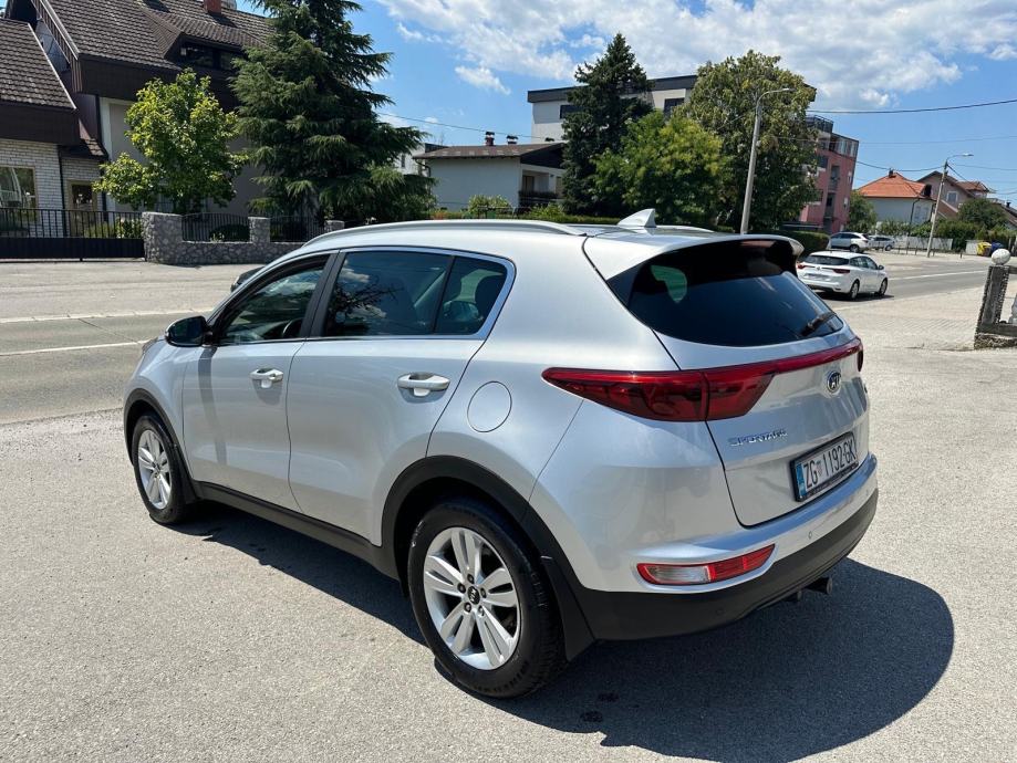 Kia Sportage 1.7 CRDI 2017g Kupljen u Hr..reg.1 godinu, fotografija 4