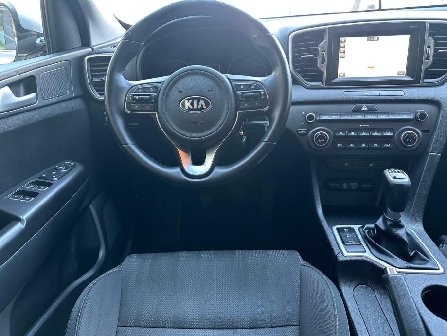 Kia Sportage 1.7 CRDI 2017g Kupljen u Hr..reg.1 godinu, fotografija 6