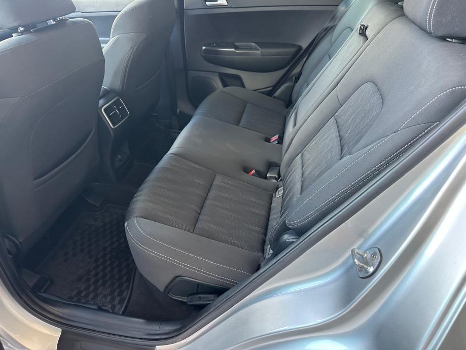 Kia Sportage 1.7 CRDI 2017g Kupljen u Hr..reg.1 godinu, fotografija 10