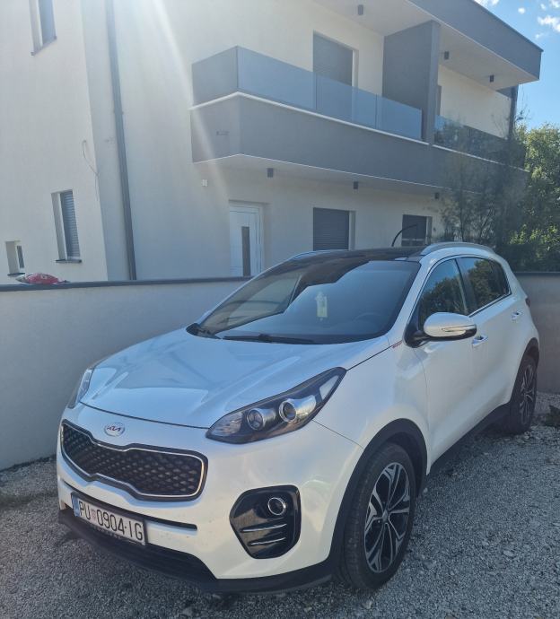 Kia Sportage 1.7 CRDI automatik, fotografija 8