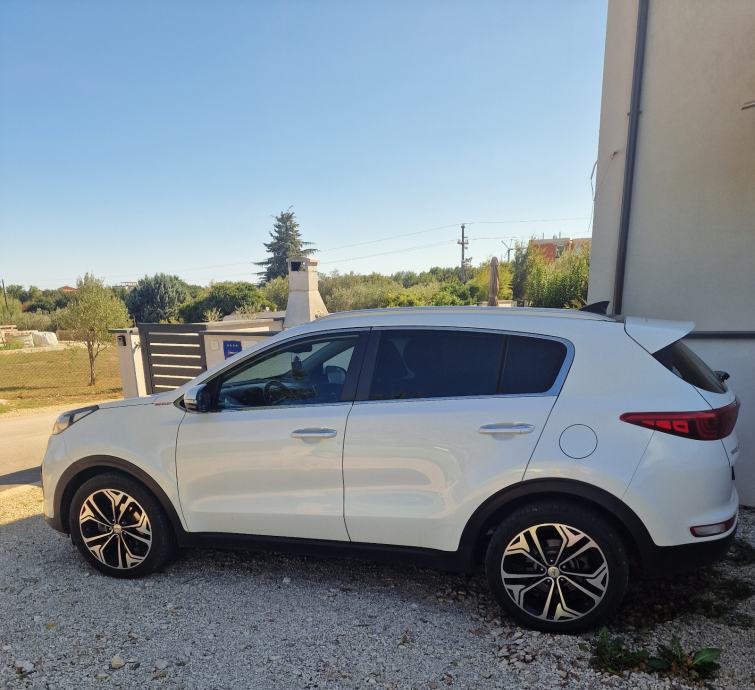 Kia Sportage 1.7 CRDI automatik, fotografija 11