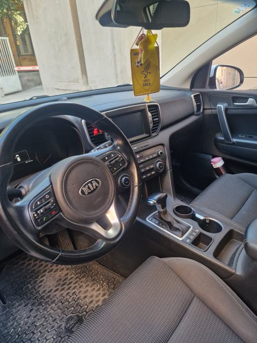 Kia Sportage 1.7 CRDI automatik, fotografija 6