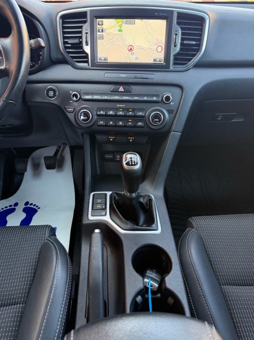 Kia Sportage 1.7*CRDI*PRVI VLASNIK*NAVI*R.KAMERA*XENON*START STOP*SERV, fotografija 18