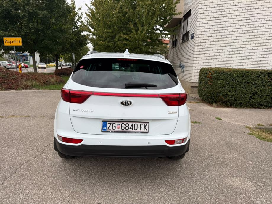Kia Sportage 1,7 CRDi, fotografija 3