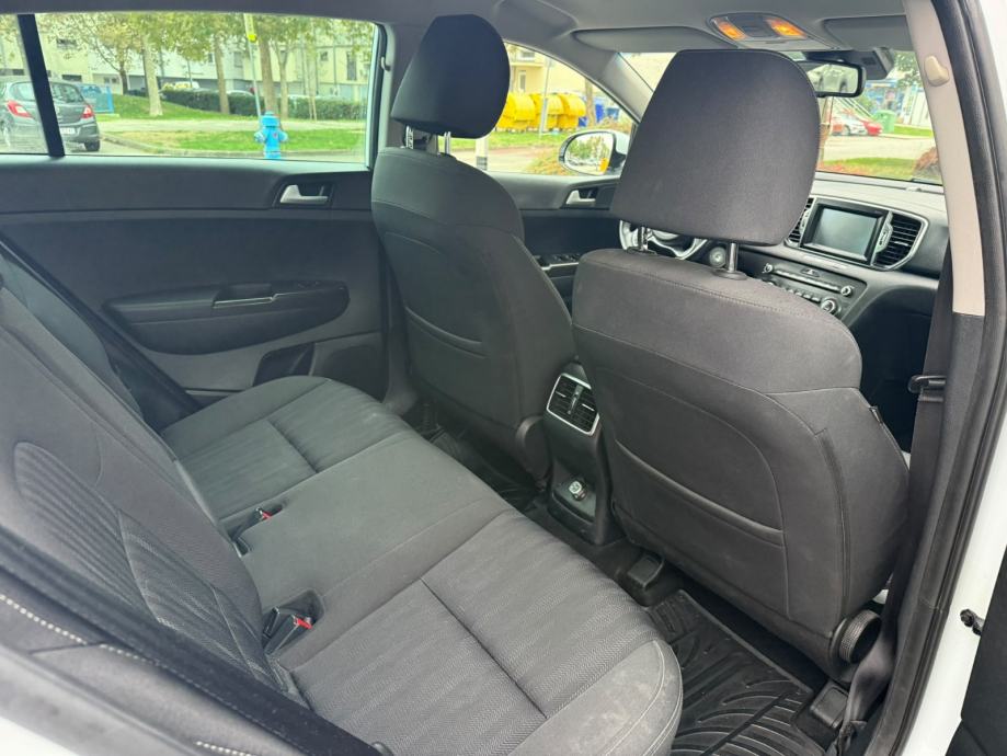 Kia Sportage 1,7 CRDi, fotografija 10