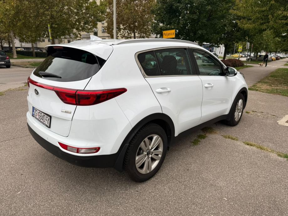 Kia Sportage 1,7 CRDi, fotografija 9