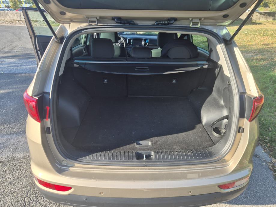 Kia Sportage 1.7 CRDI, fotografija 6