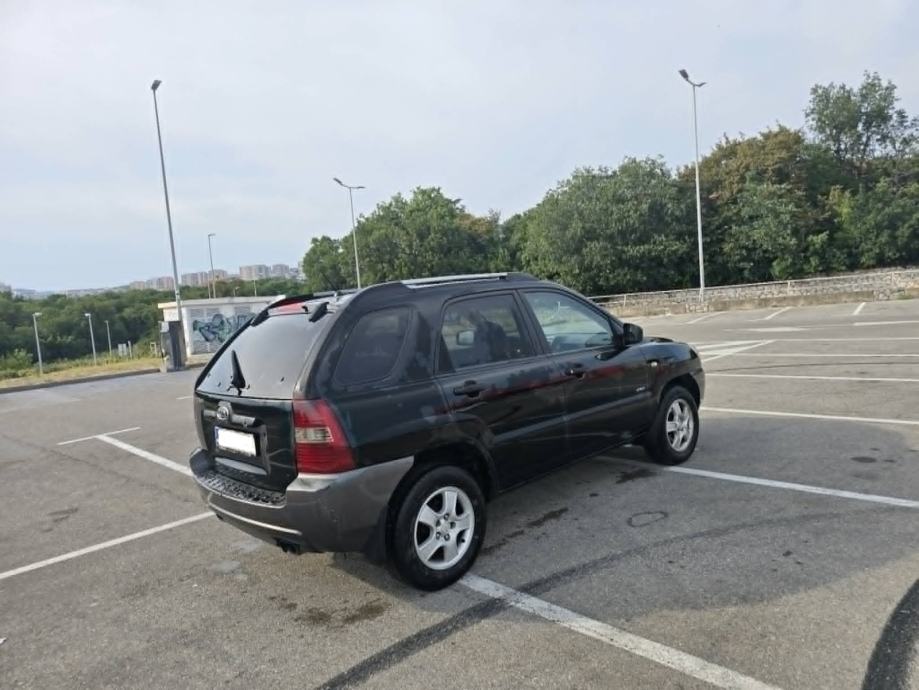 Kia Sportage 2,0 CRDi 4x4, fotografija 4