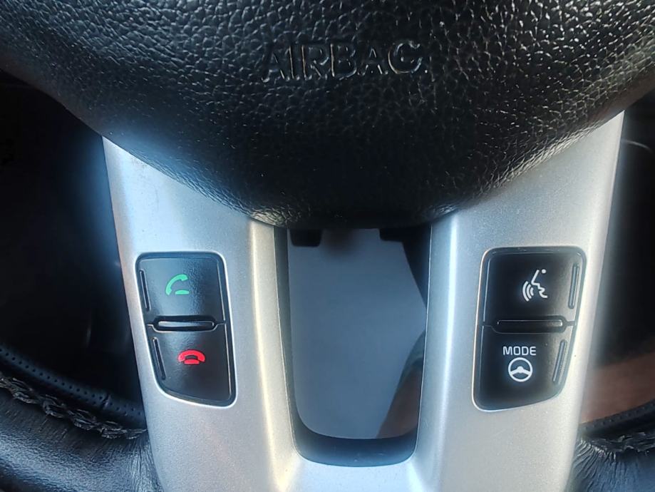 Kia Sportage 2,0 CRDi AWD, 158000 KM, 2015 G, KARTICE DO 36 RATA, fotografija 17
