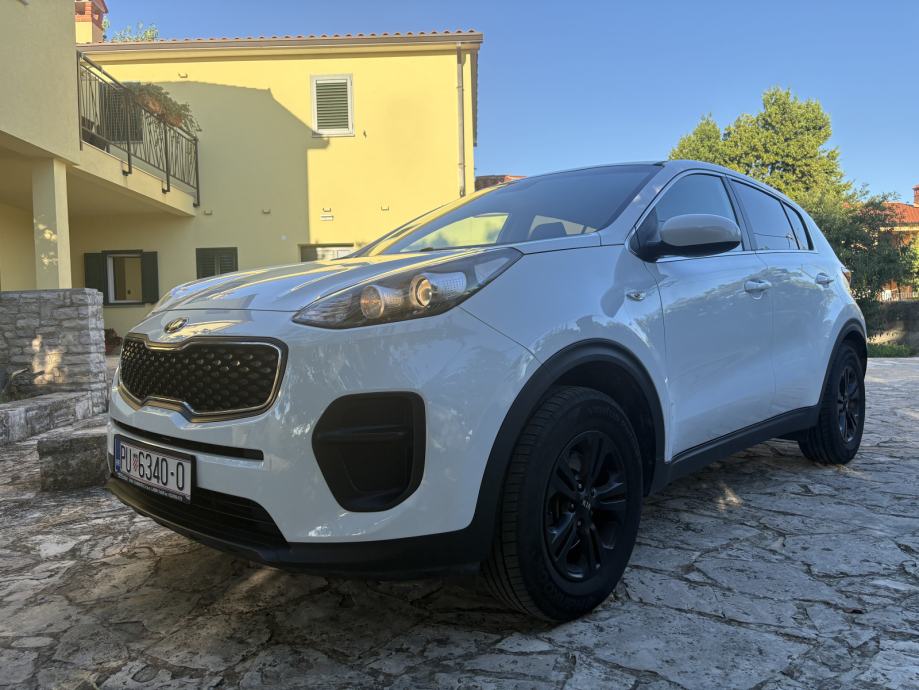 Kia Sportage 2WD 1,6 GDI Benzin, pogled izvana - slika 3