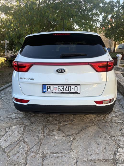 Kia Sportage 2WD 1,6 GDI Benzin, fotografija 6