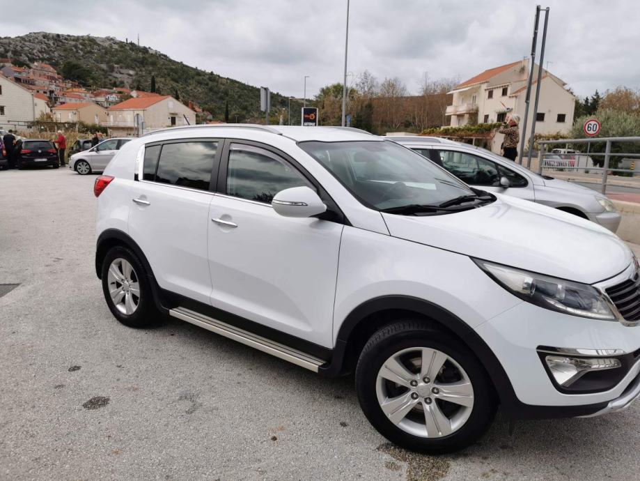 Kia sportage je
