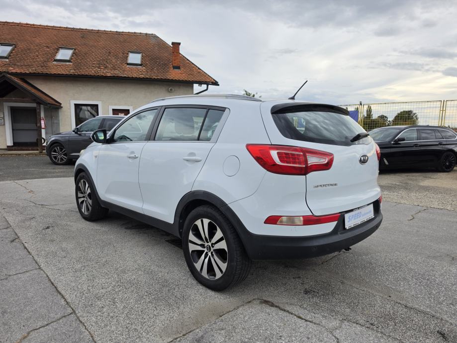 Kia Sportage 2WD 1,7 CRDi*SERVISNA *GARANCIJA 12 MJ *KARTICE 36 RATA*, fotografija 8