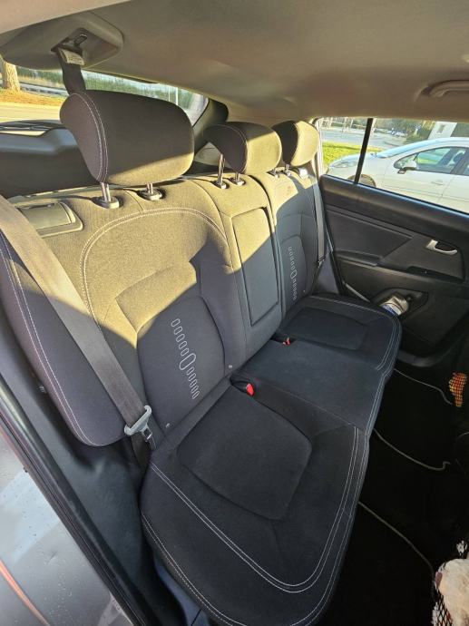 Kia Sportage 2WD 1,7 CRDi, fotografija 9