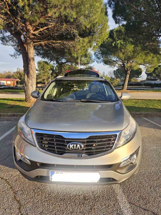 Kia Sportage 2WD 1,7 CRDi, fotografija 2