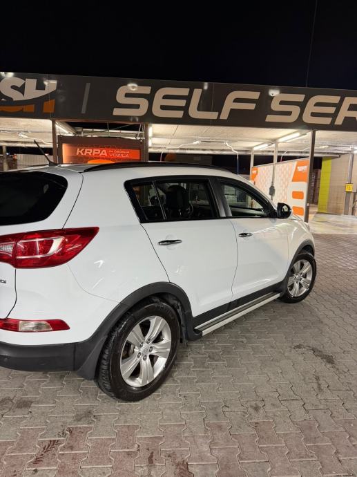 Kia Sportage 2WD 1,7 CRDi, fotografija 5