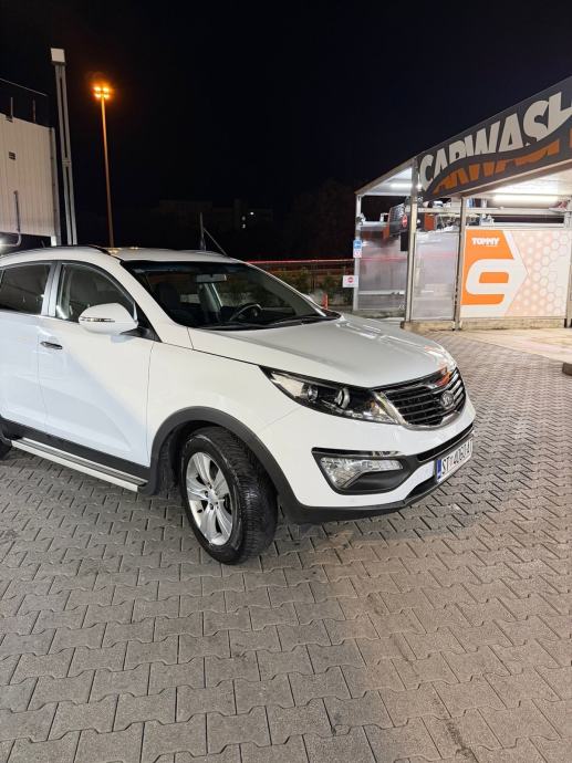 Kia Sportage 2WD 1,7 CRDi, fotografija 2