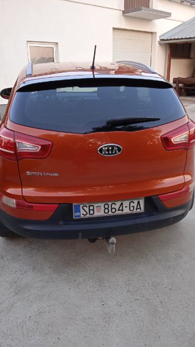 Kia Sportage 2.0 4WD PLIN, fotografija 3