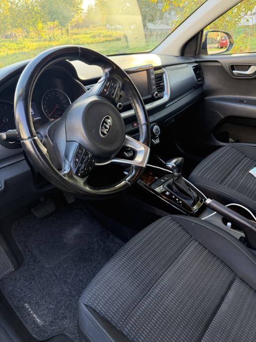 Kia Stonic 1,0 EX EDITION, automatik, REG 02/2027 + KASKO, fotografija 3