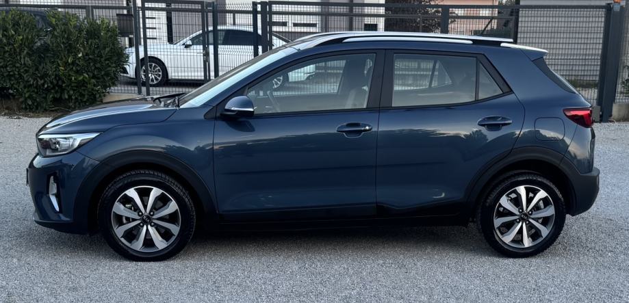 Kia Stonic 1.0 T-GDi AUTOMATIK = 29 000 km = Kupljen nov u HR, fotografija 7