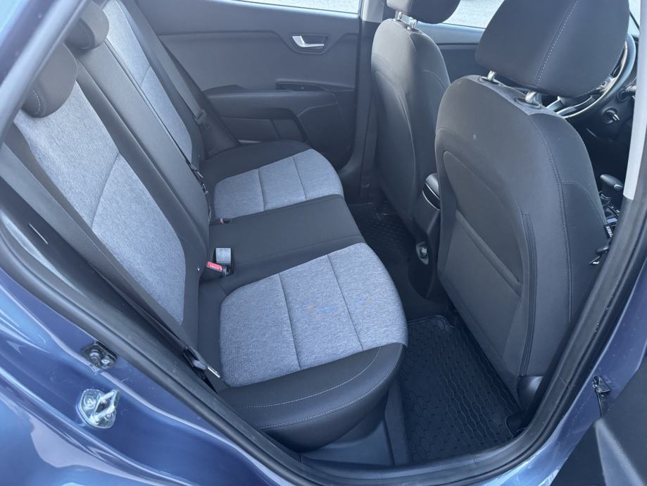 Kia Stonic 1.0 T-GDi AUTOMATIK = 29 000 km = Kupljen nov u HR, fotografija 17