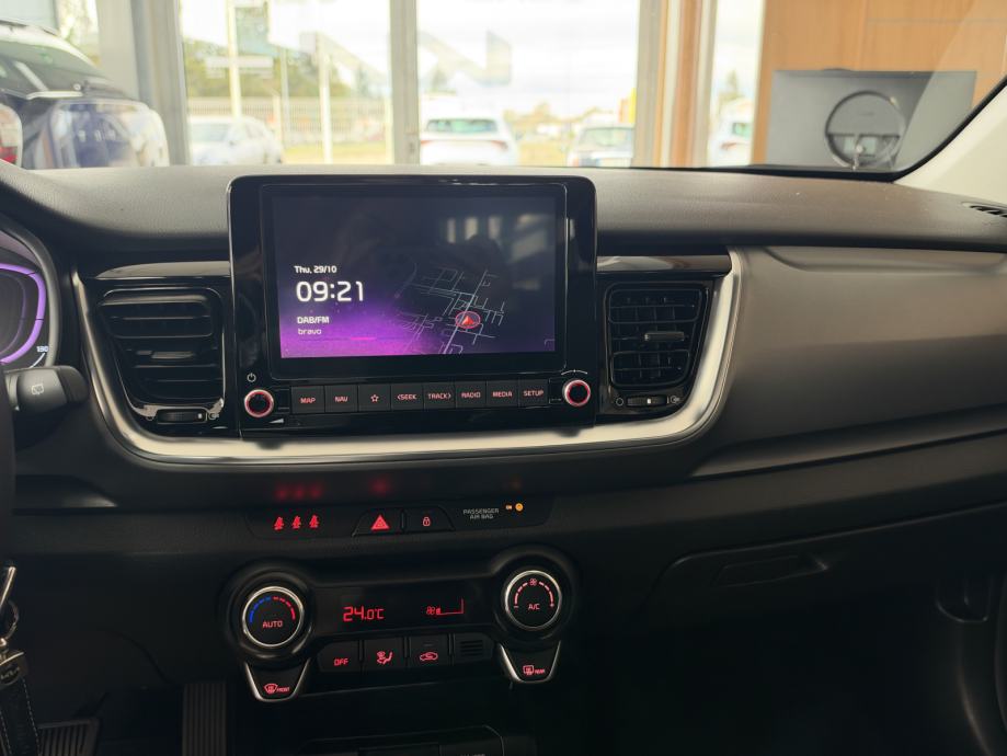 Kia Stonic 1.0 T-GDI Lx Urban+ 7DCT, fotografija 13