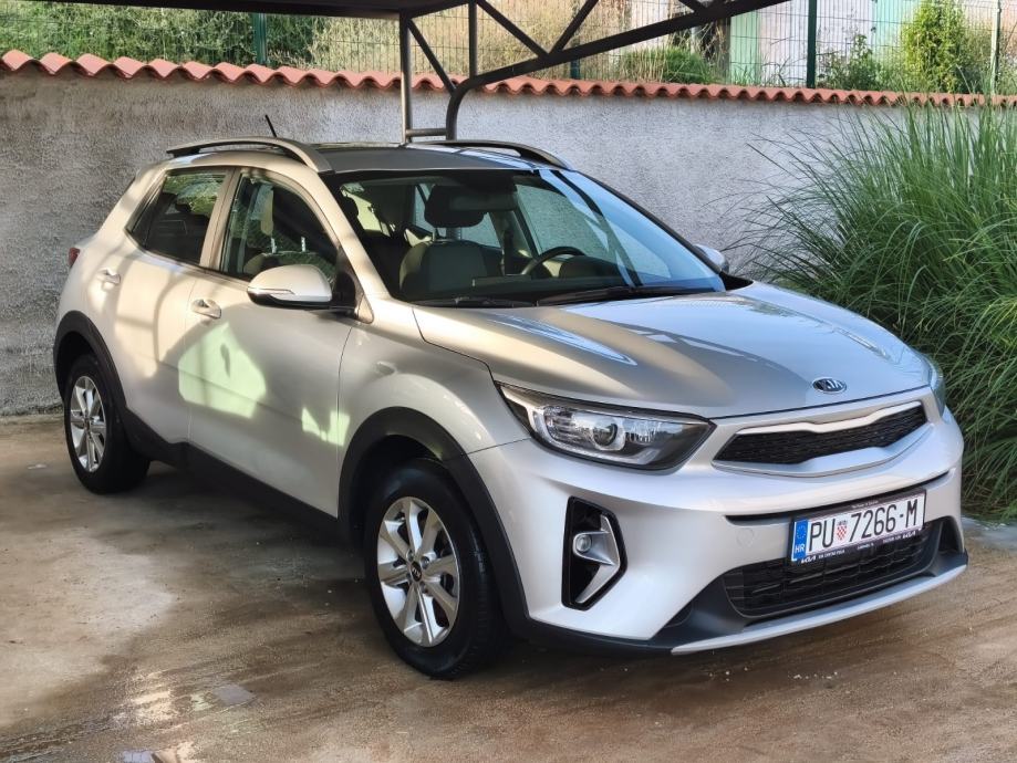 Kia Stonic 1.2 2021, fotografija 3