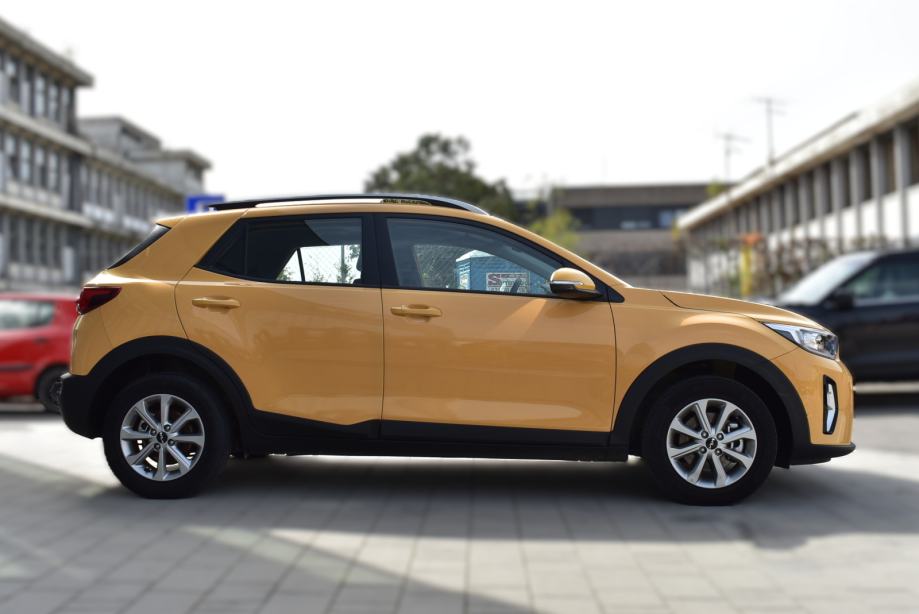 Kia Stonic 1.2 GAS LX URBAN, NAVIGACIJA, STRAŽNJA KAMERA, TEMPOMAT, fotografija 5