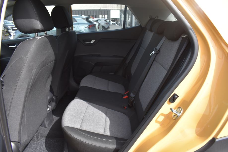 Kia Stonic 1.2 GAS LX URBAN, NAVIGACIJA, STRAŽNJA KAMERA, TEMPOMAT, fotografija 16
