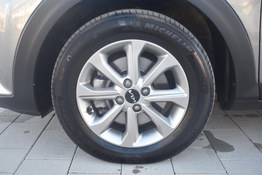 KIA Stonic 1.2 URBAN, NAVIGACIJA , JAMSTVO, fotografija 14