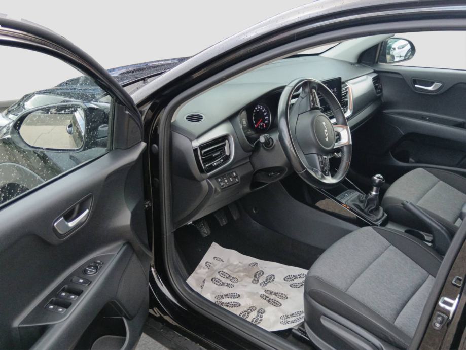 KIA STONIC 1.2 LX 85 KS URBAN *VOZILO S JAMSTVOM*, fotografija 11