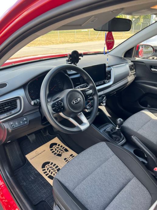 Kia Stonic 1.2, fotografija 5