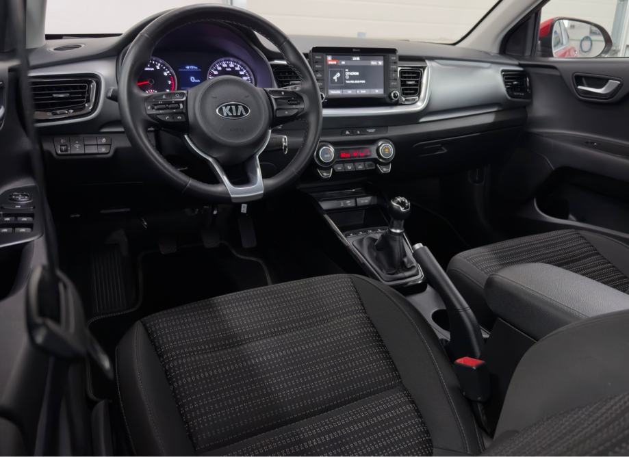 Kia Stonic 1,25 | 2x ALU | Kamera | TOP stanje!, fotografija 9