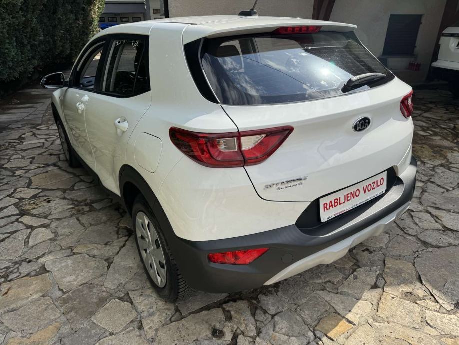 Kia Stonic 1,25 LX Active -1.vlasnik 2018 god -73.453 km, fotografija 6