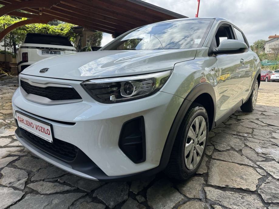 Kia Stonic 1,25 LX Active -1.vlasnik 2018 god -73.453 km, fotografija 4