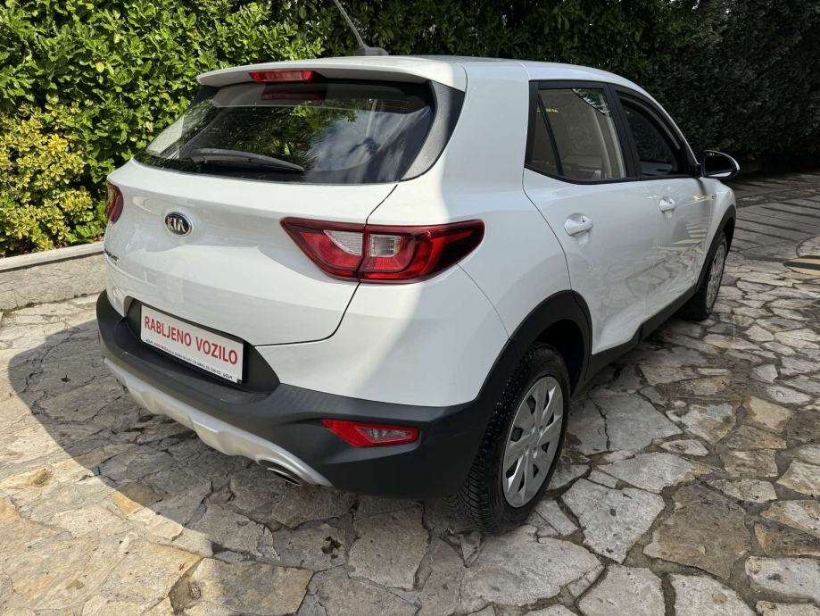 Kia Stonic 1,25 LX Active -1.vlasnik 2018 god -73.453 km, fotografija 9
