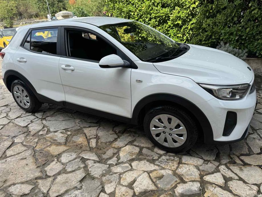 Kia Stonic 1,25 LX Active -1.vlasnik 2018 god -73.453 km, fotografija 10