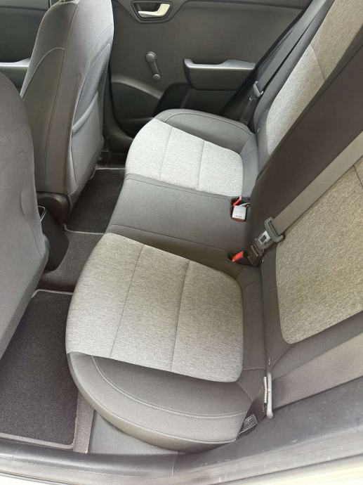 Kia Stonic 1,25 LX Active -1.vlasnik 2018 god -73.453 km, fotografija 14