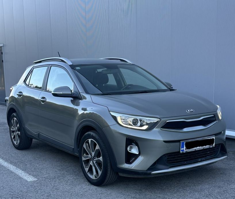 KIA STONIC 1.4 BENZIN / LED / HR AUTO / KAMERA / ODLIČAN !, fotografija 3