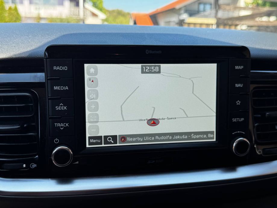 Kia Stonic 1,6 CRDi Vision *JAMSTVO*KUKA*KAMERA*, fotografija 14