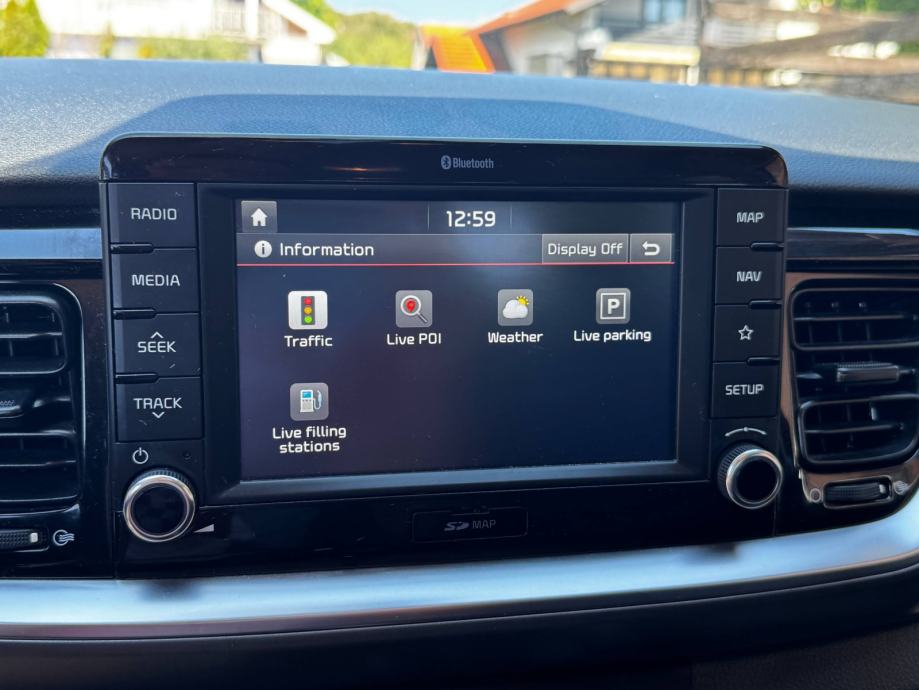 Kia Stonic 1,6 CRDi Vision *JAMSTVO*KUKA*KAMERA*, fotografija 17