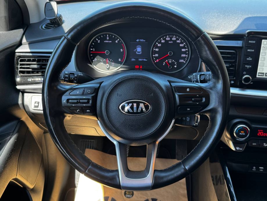 Kia Stonic 1,6 CRDi Vision *JAMSTVO*KUKA*KAMERA*, fotografija 11