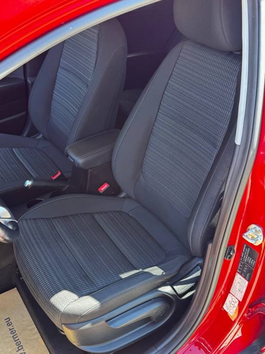 Kia Stonic 1,6 CRDi Vision *JAMSTVO*KUKA*KAMERA*, fotografija 9