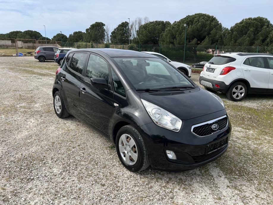 Kia Venga 1,4 CRDi EX, fotografija 6