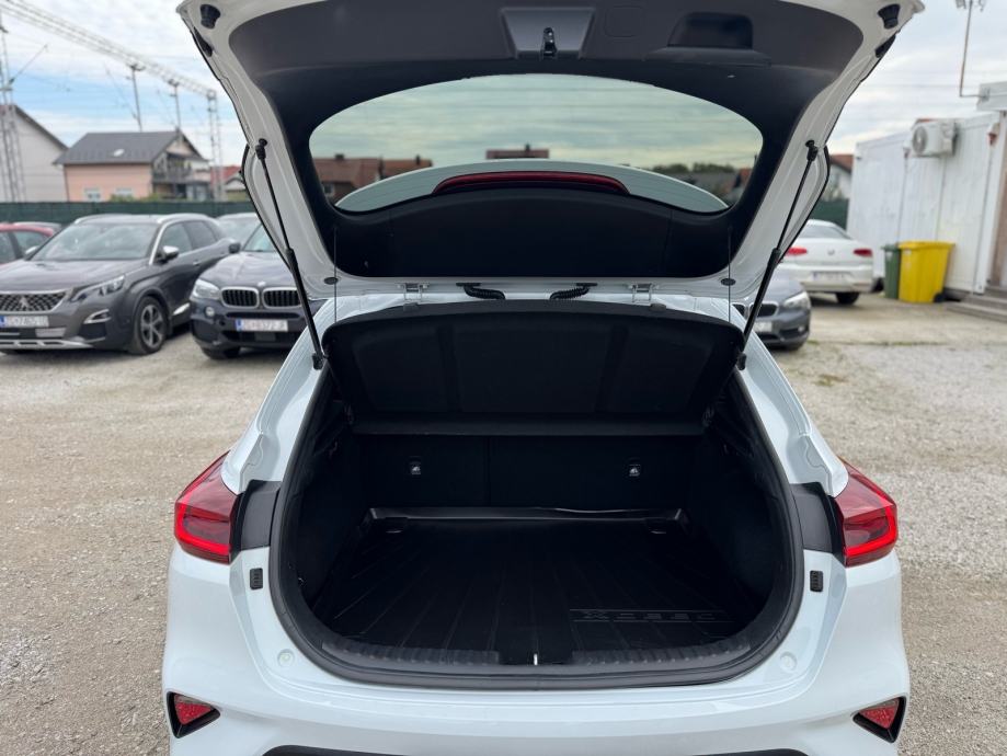 Kia XCeed 1.0 T-GDI, LED, Kamera, fotografija 19