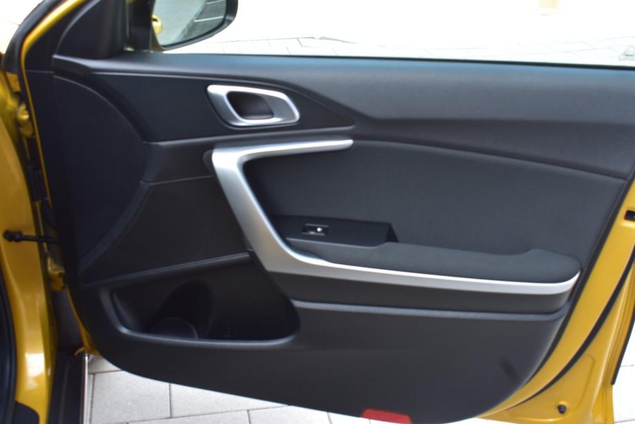 KIA XCeed 1.0 T-GDI LX PRIME, KAMERA, BT, TEMPOMAT, JAMSTVO, fotografija 20